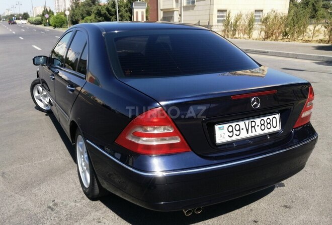 Mercedes C 240 2000, 402,900 km - 2.6 л - Bakı