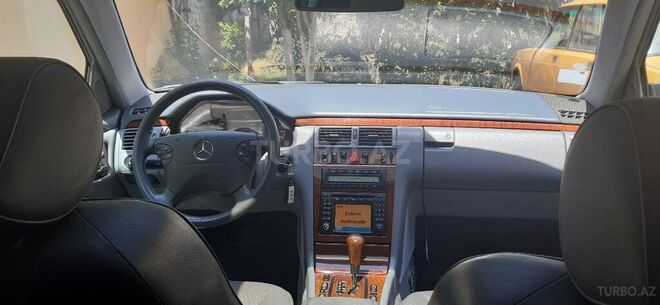 Mercedes E 320 2000, 282,157 km - 3.2 l - Göyçay