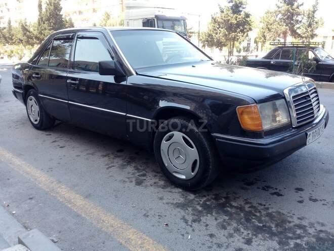 Mercedes E 300 1991, 324,000 km - 3.0 л - Sumqayıt
