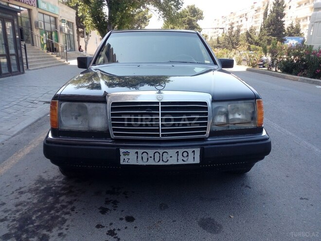 Mercedes E 300 1991, 324,000 km - 3.0 л - Sumqayıt