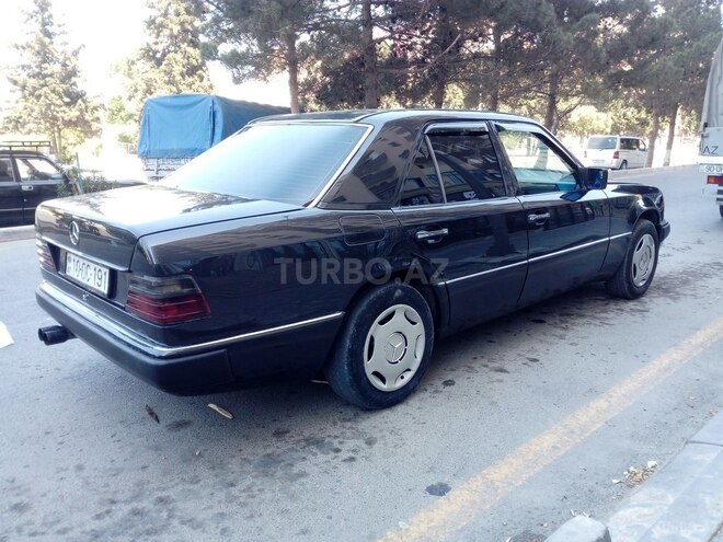 Mercedes E 300 1991, 324,000 km - 3.0 л - Sumqayıt