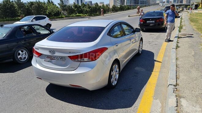 Hyundai Elantra 2012, 102,000 km - 1.8 л - Bakı