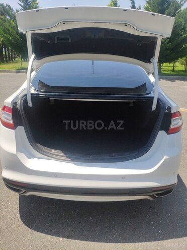 Ford Fusion 2014, 220,000 km - 1.5 l - Qax