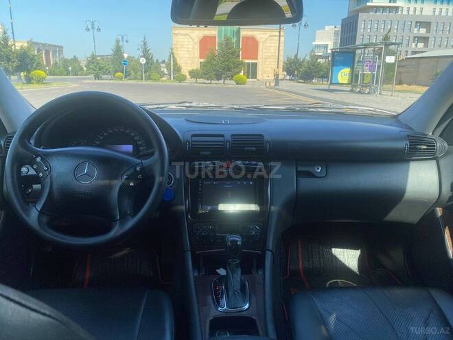 Mercedes C 240 2001, 176,000 km - 2.6 l - Bakı