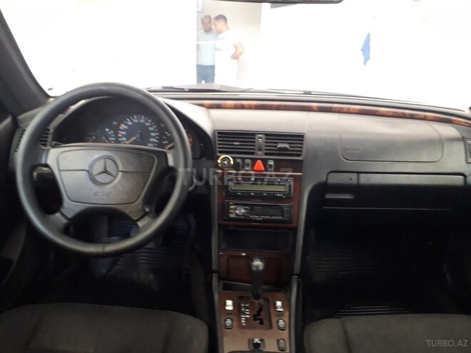 Mercedes C 220 1998, 395,643 km - 2.2 l - Sumqayıt