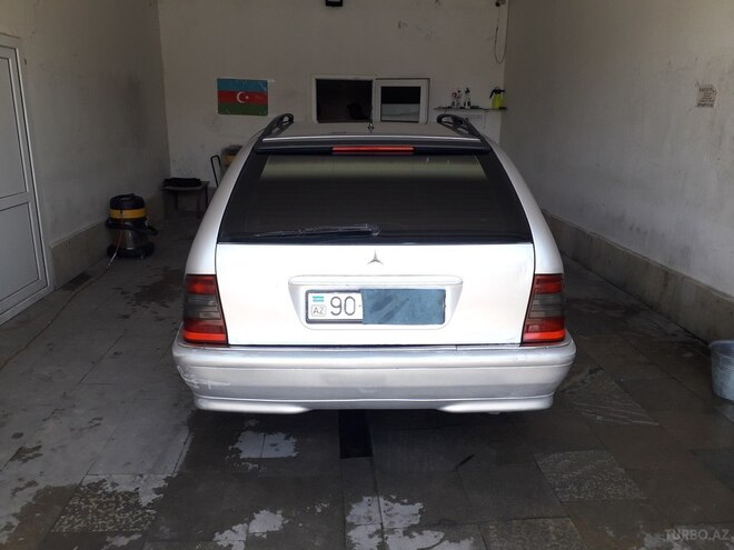 Mercedes C 220 1998, 395,643 km - 2.2 l - Sumqayıt