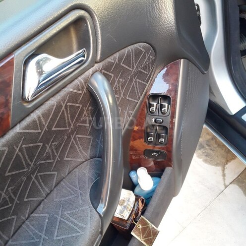 Mercedes C 240 2000, 309,515 km - 2.6 l - Bakı