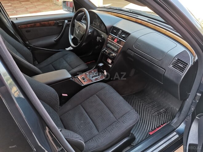 Mercedes C 240 1998, 242,255 km - 2.4 л - Bakı
