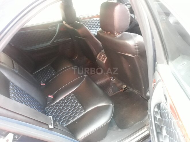Mercedes E 220 1997, 240,103 km - 2.2 л - Bakı