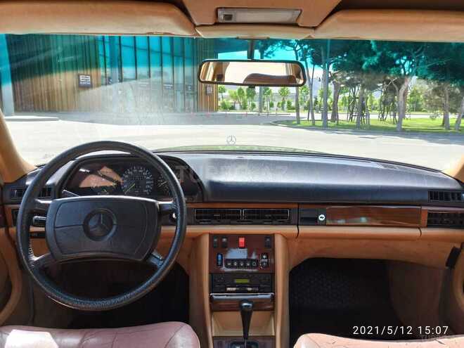 Mercedes  1981, 120,300 km - 3.8 l - Bakı