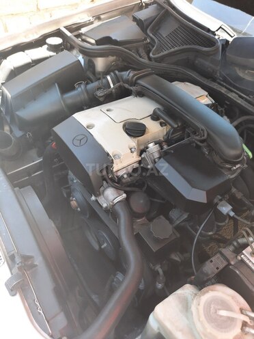 Mercedes E 230 1997, 341,000 km - 2.3 л - Bakı