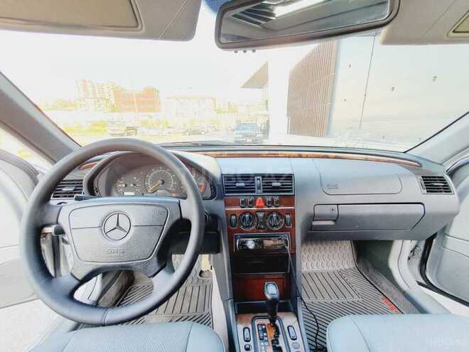 Mercedes C 230 1999, 236,063 km - 2.3 l - Bakı