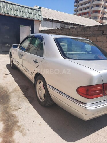 Mercedes E 230 1997, 341,000 km - 2.3 л - Bakı