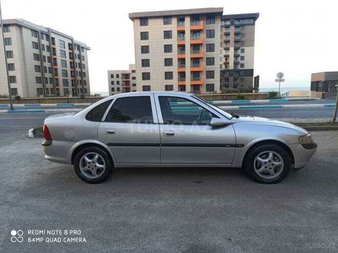Opel Vectra 1997, 345,600 km - 2.0 l - Sumqayıt