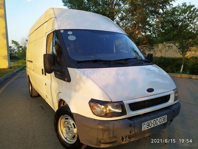 Ford Transit 2004, 285,000 km - 2.4 l - Quba