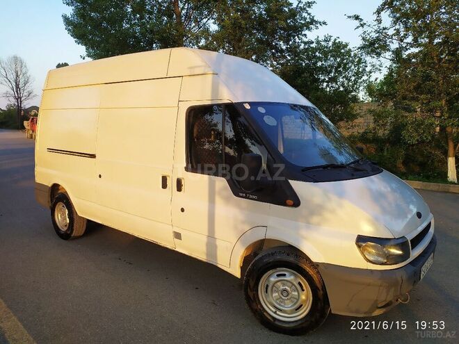 Ford Transit 2004, 285,000 km - 2.4 l - Quba