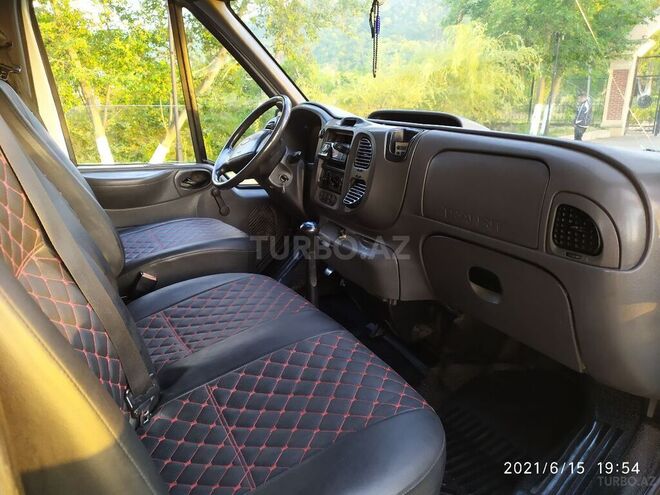 Ford Transit 2004, 285,000 km - 2.4 l - Quba