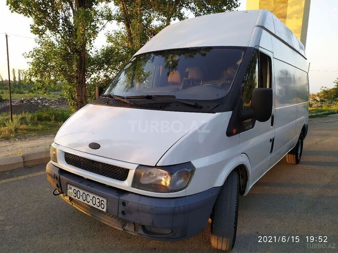 Ford Transit 2004, 285,000 km - 2.4 l - Quba
