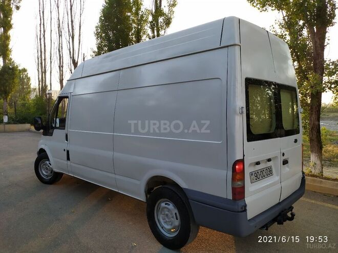 Ford Transit 2004, 285,000 km - 2.4 l - Quba