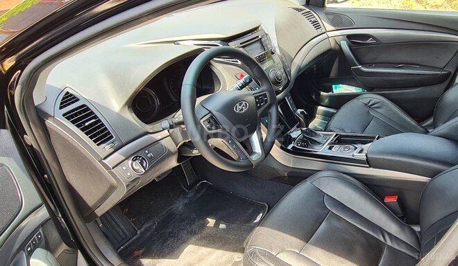 Hyundai i40 2012, 121,000 km - 2.0 l - Bakı
