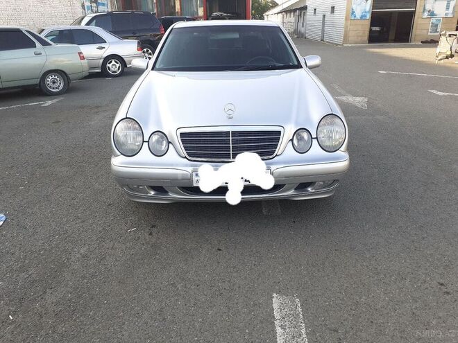 Mercedes E 200 2000, 191,000 km - 2.0 l - Gəncə