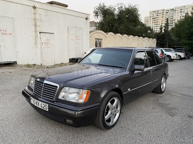 Mercedes E 220 1995, 490,343 km - 2.2 л - Bakı