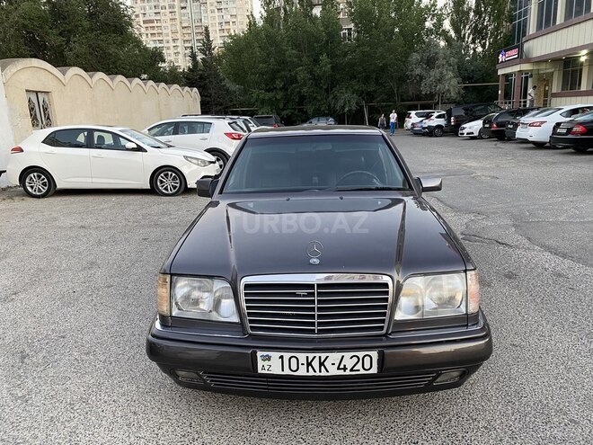 Mercedes E 220 1995, 490,343 km - 2.2 л - Bakı