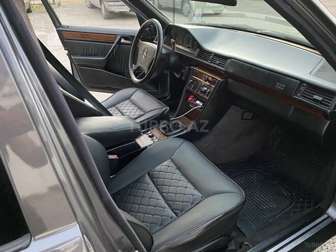 Mercedes E 220 1995, 490,343 km - 2.2 л - Bakı