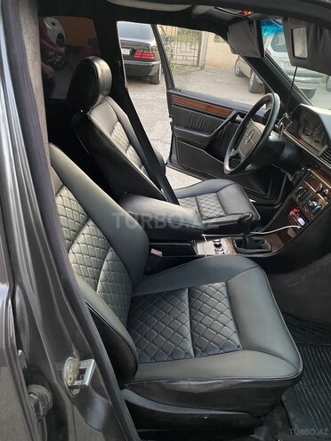 Mercedes E 220 1995, 490,343 km - 2.2 л - Bakı