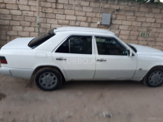 Mercedes E 200 1991, 222,222 km - 2.0 л - Bakı