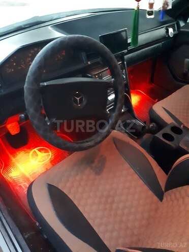 Mercedes E 200 1991, 222,222 km - 2.0 л - Bakı