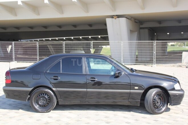 Mercedes C 200 1998, 221,000 km - 2.0 l - Bakı