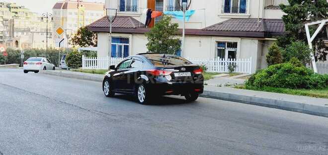 Hyundai Elantra 2013, 89,000 km - 1.8 l - Şabran