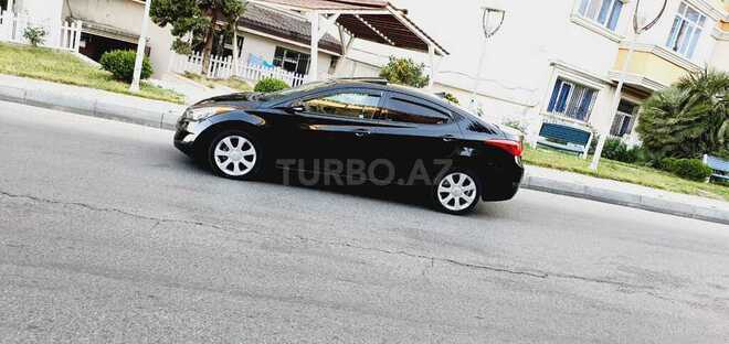 Hyundai Elantra 2013, 89,000 km - 1.8 l - Şabran