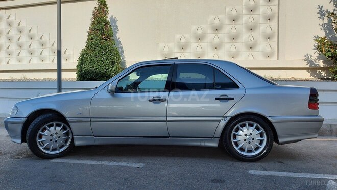 Mercedes C 240 1997, 420,000 km - 2.4 l - Bakı