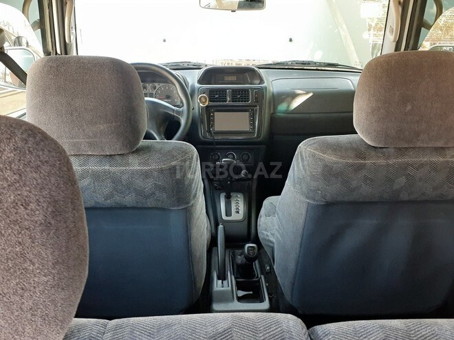 Mitsubishi Pajero io 2001, 212,400 km - 2.0 l - Bakı