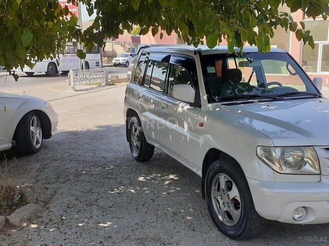 Mitsubishi Pajero io 2001, 212,400 km - 2.0 l - Bakı