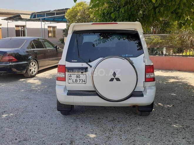 Mitsubishi Pajero io 2001, 212,400 km - 2.0 l - Bakı