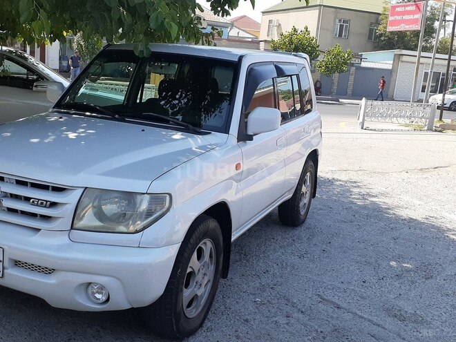 Mitsubishi Pajero io 2001, 212,400 km - 2.0 l - Bakı