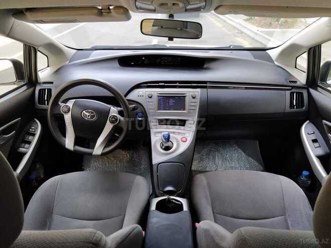 Toyota Prius 2013, 145,000 km - 1.8 l - Bakı
