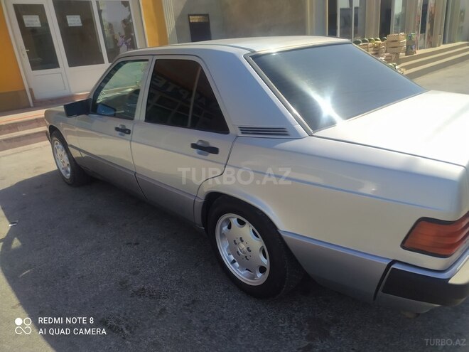 Mercedes 190 1990, 233,333 km - 2.3 л - Bakı