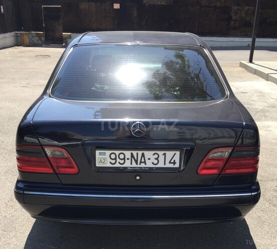 Mercedes E 270 2000, 390,000 km - 2.7 л - Bakı