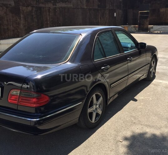 Mercedes E 270 2000, 390,000 km - 2.7 л - Bakı