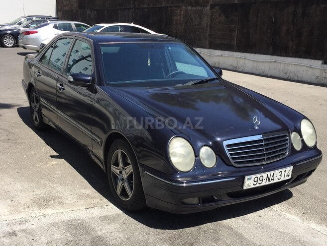 Mercedes E 270 2000, 390,000 km - 2.7 л - Bakı
