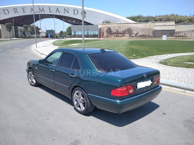 Mercedes E 230 1997, 26,000 km - 2.3 l - Bakı
