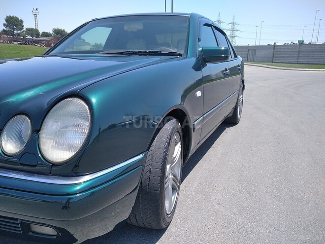 Mercedes E 230 1997, 26,000 km - 2.3 l - Bakı