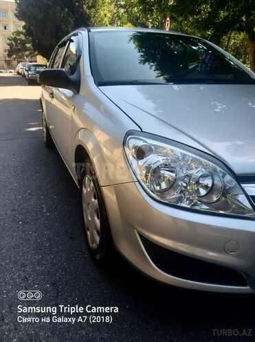 Opel Astra 2008, 228,000 km - 1.3 l - Bakı