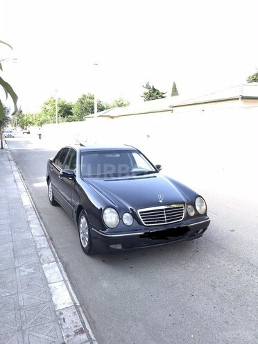 Mercedes E 220 2001, 312,111 km - 2.2 l - Astara