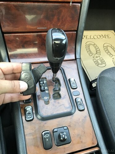 Mercedes E 220 2001, 312,111 km - 2.2 l - Astara