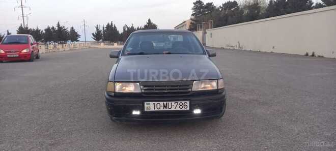 Opel Vectra 1993, 123,456 km - 1.6 l - Sumqayıt